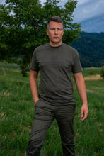 Load image into Gallery viewer, Logo T-Shirt oliv